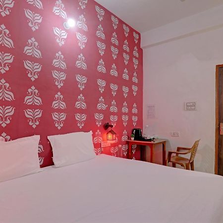 Hotel O Surya Inn Pura Raghunāth Exteriér fotografie