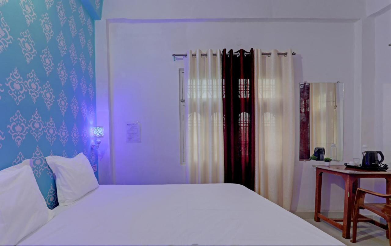 Hotel O Surya Inn Pura Raghunāth Exteriér fotografie